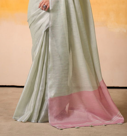 Matrut | Anvika Silver-Pink Saree