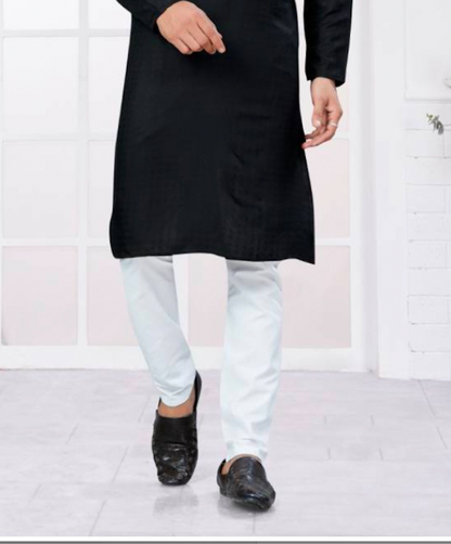 Matrut | Rangoon Black Kurta Set