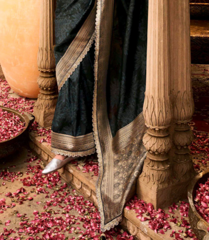 Matrut | Kalaya Black Banarsi Saree